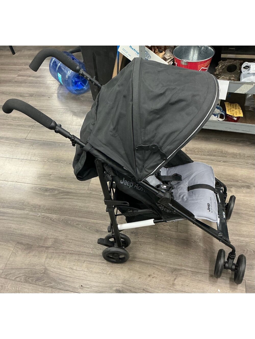 Jeep by Delta Children Lightweight Stroller - Picture 9 of 10